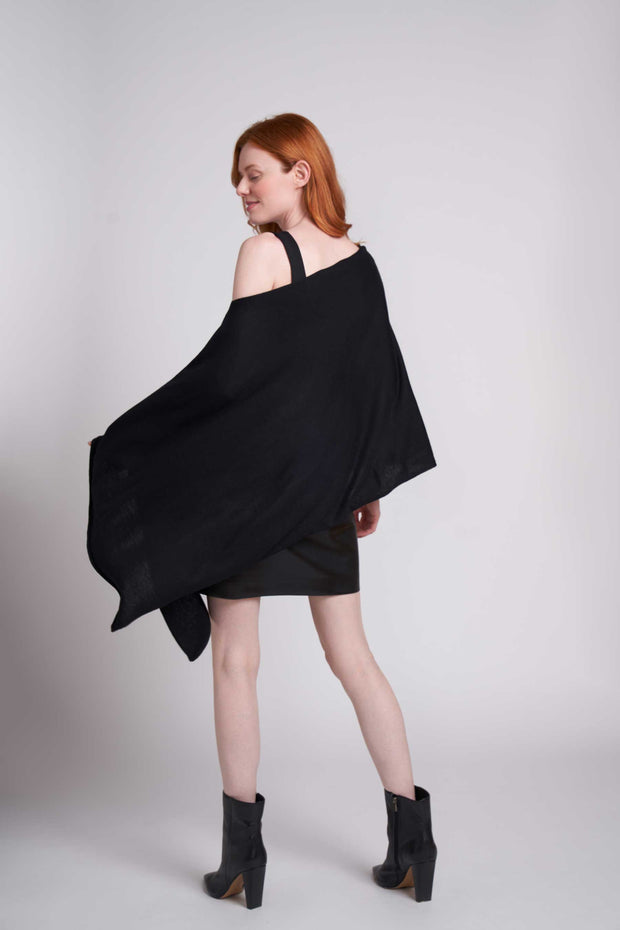 Noir Eva Lightweight Knit Poncho